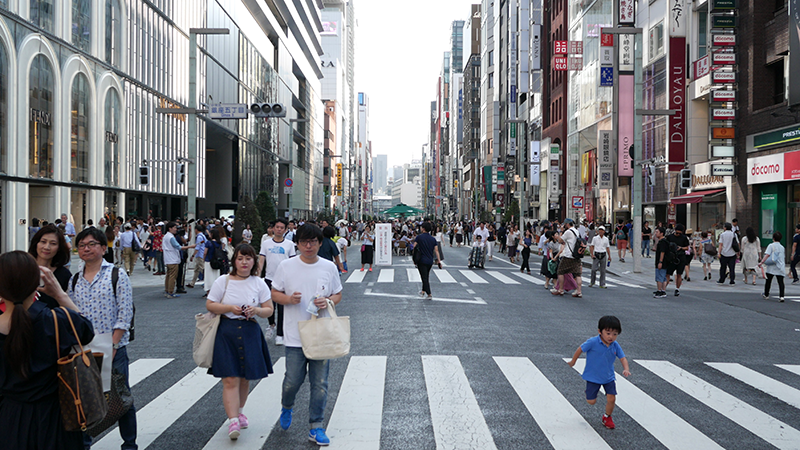 CURATED MEDIA, TOKYO RIMOWA SHOP \u2014 Hayashigo, Osaka \u2014 Tokyo \u2014 2017 | Bangert Projects
